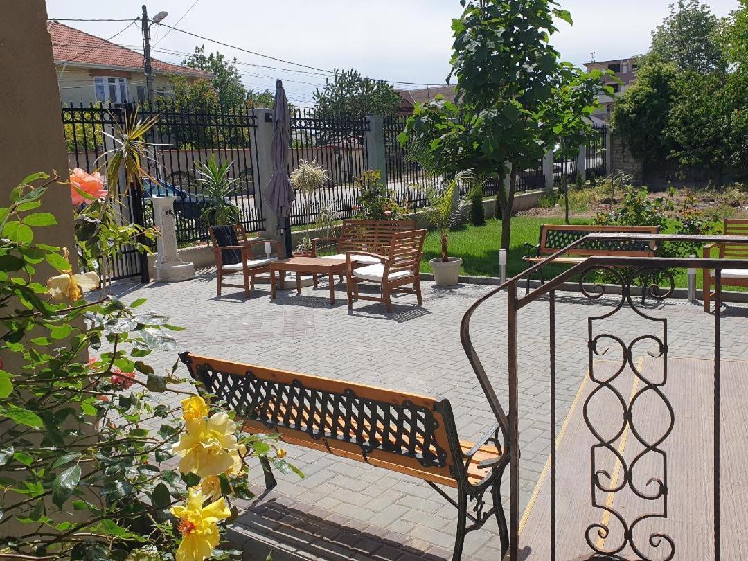 Ferienwohnung Casa Adrian Două Mai Exterior foto