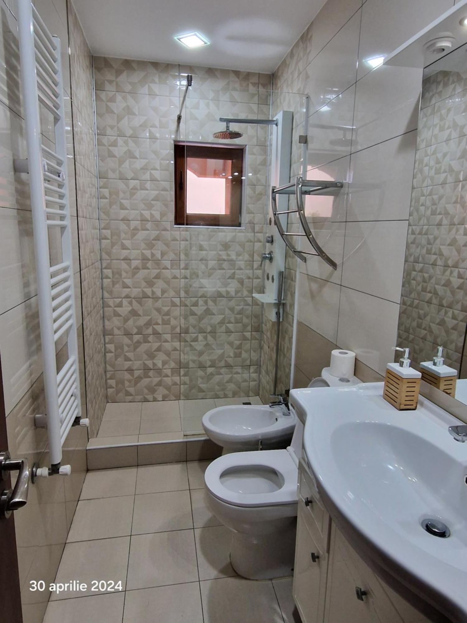 Ferienwohnung Casa Adrian Două Mai Zimmer foto